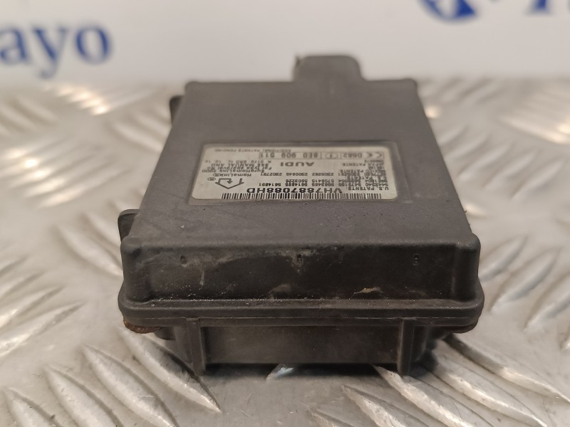 Recambio de modulo electronico para audi a4 avant (8e) 1.9 tdi referencia OEM IAM 8E0909511  