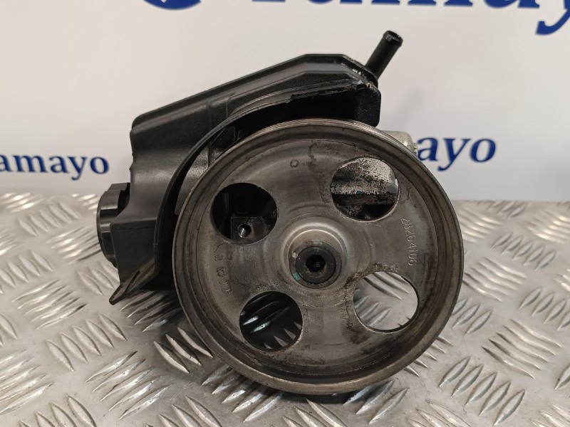 Recambio de bomba direccion para peugeot 206 berlina 1.1 referencia OEM IAM 9686525080  28240630