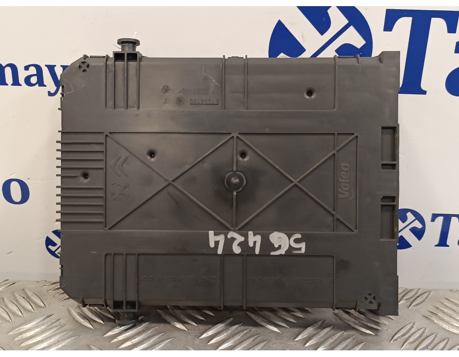 Recambio de caja reles / fusibles para peugeot 208 1.2 12v e-vti referencia OEM IAM 9807531680 22661F01 BSIN0200