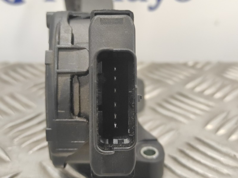 Recambio de pedal acelerador para peugeot 208 1.2 12v e-vti referencia OEM IAM 9671433780  6PV00994941