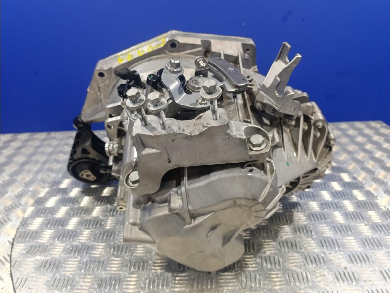 Recambio de caja cambios para opel zafira tourer referencia OEM IAM F40MYJ  