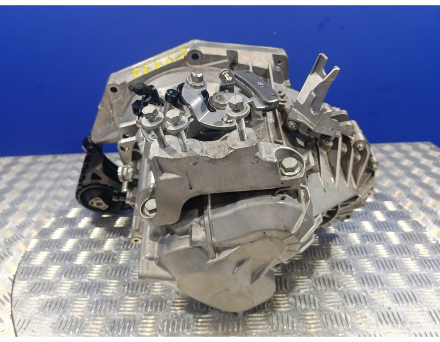 Recambio de caja cambios para opel zafira tourer referencia OEM IAM F40MYJ  