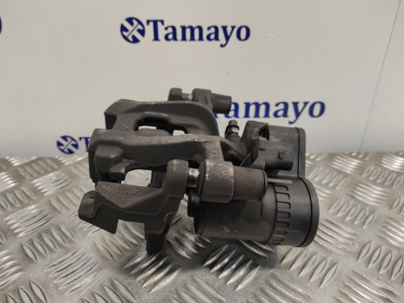 Recambio de pinza freno trasera izquierda para bmw serie 2 gran tourer (f46) referencia OEM IAM  11628110392 679895706