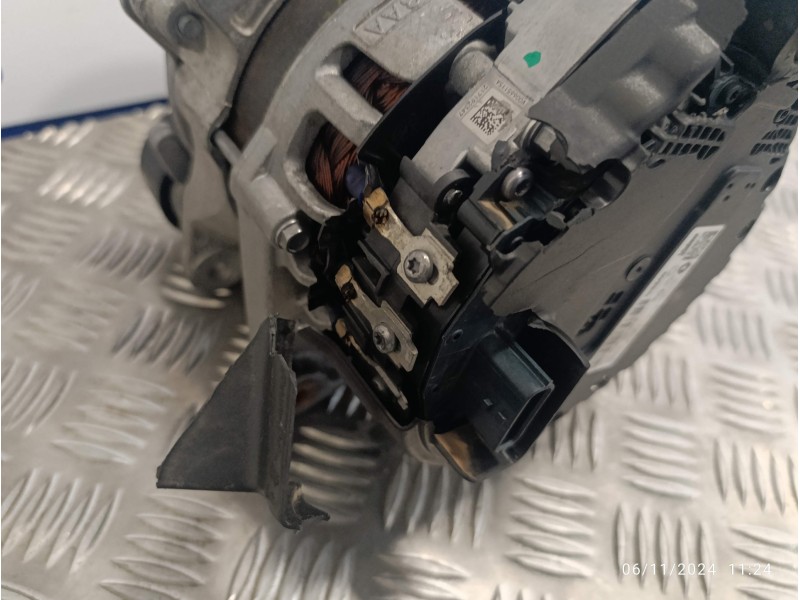 Recambio de alternador para renault captur ii 1.3 tce referencia OEM IAM 2310A1749R 2740571A IST50S064