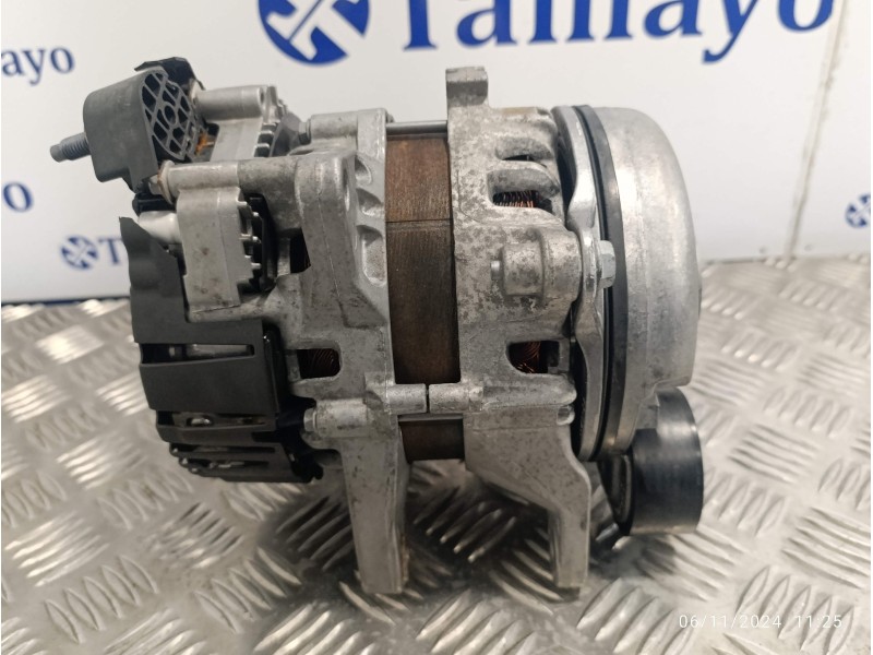 Recambio de alternador para renault captur ii 1.3 tce referencia OEM IAM 2310A1749R 2740571A IST50S064