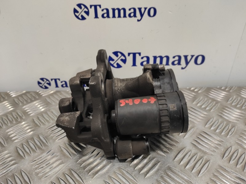 Recambio de pinza freno trasera derecha para bmw serie 2 gran tourer (f46) referencia OEM IAM   679895806
