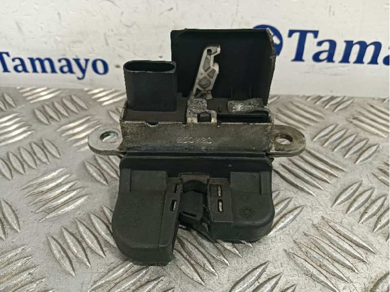 Recambio de cerradura maletero / porton para volkswagen caddy furgón/kombi referencia OEM IAM   
