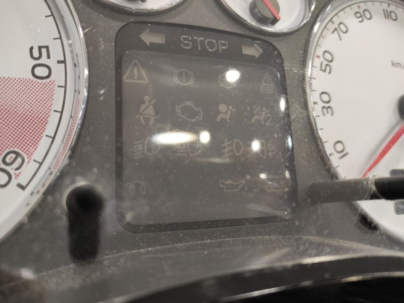Recambio de cuadro instrumentos para peugeot 307 berlina (s2) 1.6 16v cat referencia OEM IAM P9661323180 9661323180 281174477