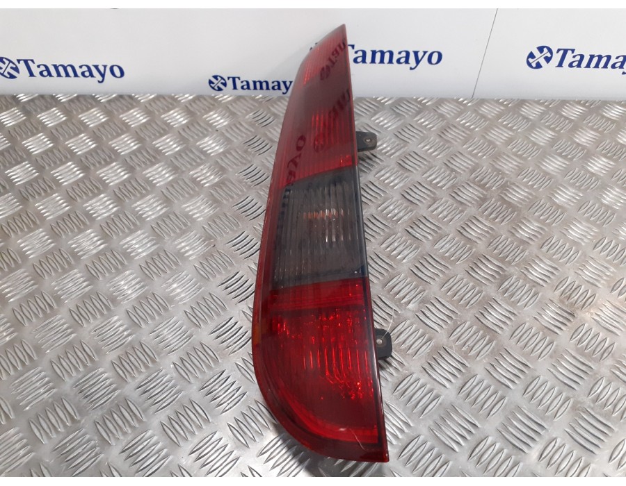 Recambio de piloto trasero izquierdo para ford focus ranchera familiar (dnw) 1.8 tddi referencia OEM IAM 4M5113N004C  