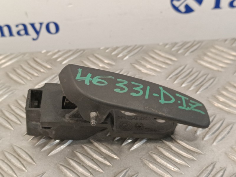 Recambio de maneta interior delantera izquierda para peugeot bipper 1.4 hdi referencia OEM IAM   