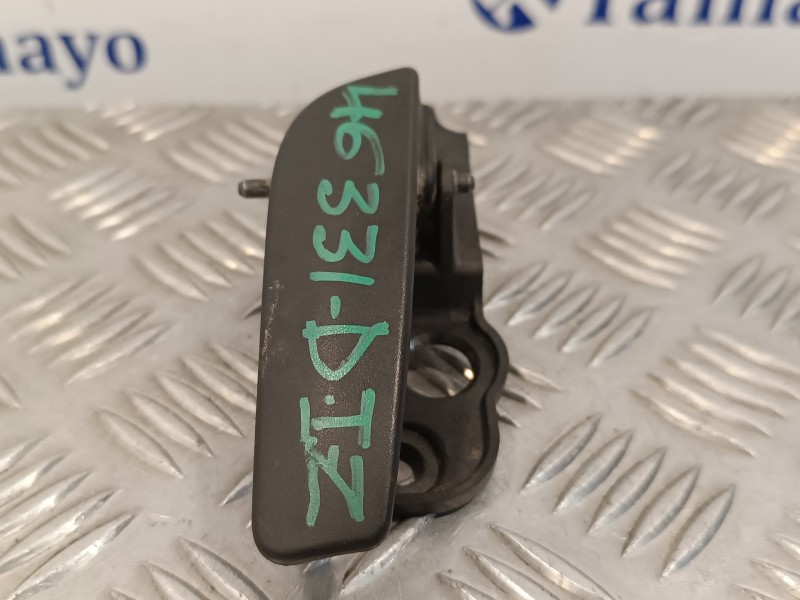 Recambio de maneta interior delantera izquierda para peugeot bipper 1.4 hdi referencia OEM IAM   