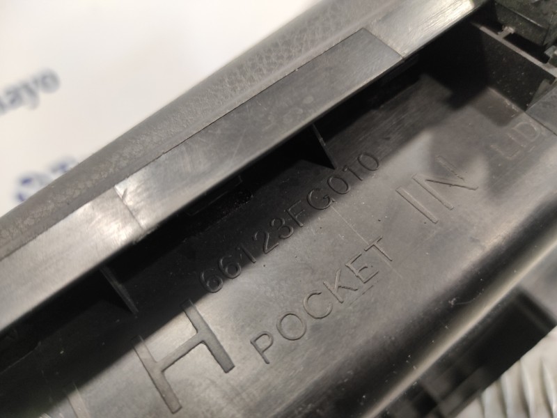 Recambio de guantera para subaru impreza g12 2.0 diesel cat referencia OEM IAM 66123FG010  