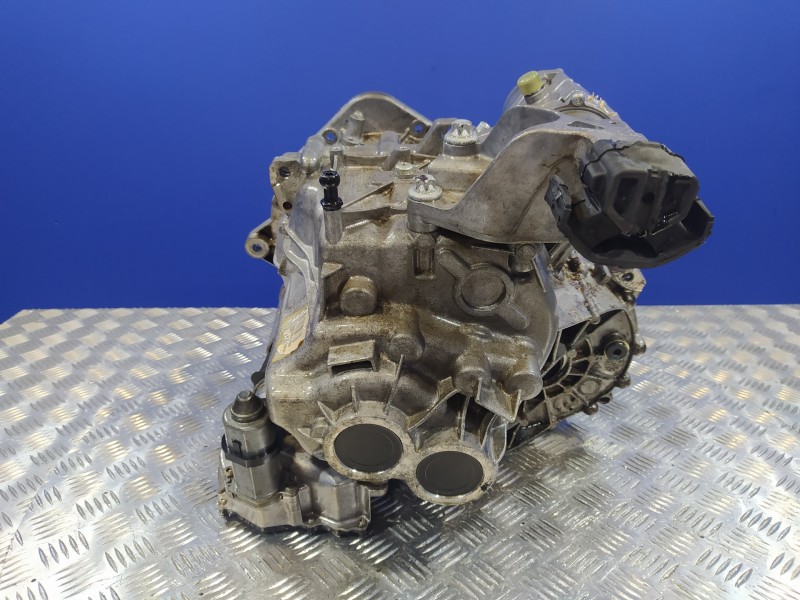 Recambio de caja cambios para smart fortwo coupe 0.8 cdi referencia OEM IAM 717483  A4513700101