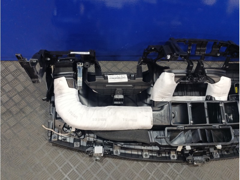 Recambio de salpicadero para hyundai i30 fastback 1.4 tgdi cat referencia OEM IAM 84721G4000 84710G4000 84711G4000