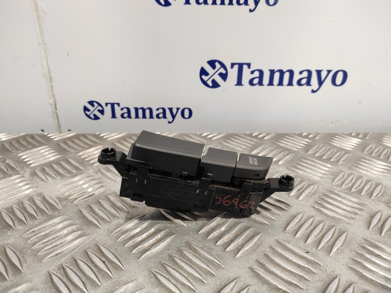 Recambio de interruptor para hyundai i30 fastback 1.4 tgdi cat referencia OEM IAM 93300G3020  93300G3XXX