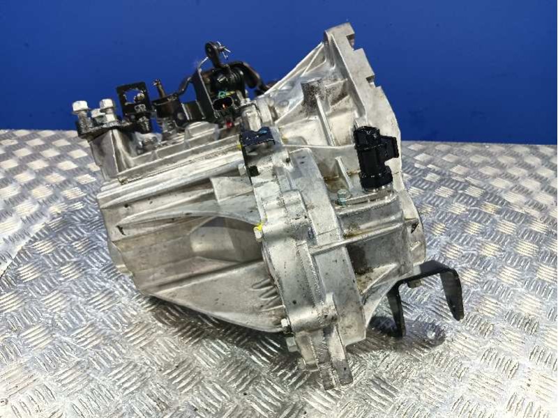 Recambio de caja cambios para hyundai i20 referencia OEM IAM MA1772PB  MA1772PB