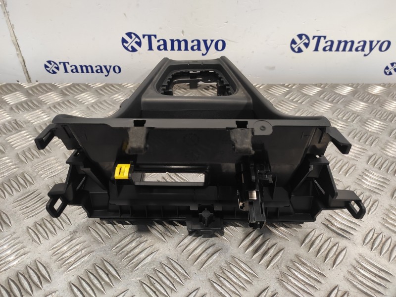 Recambio de consola central para renault captur ii 1.3 tce referencia OEM IAM 969124570R  969126679R