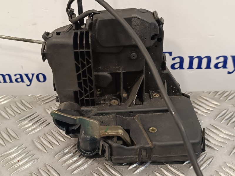 Recambio de cerradura puerta delantera derecha para mercedes-benz clase e (w211) berlina referencia OEM IAM   