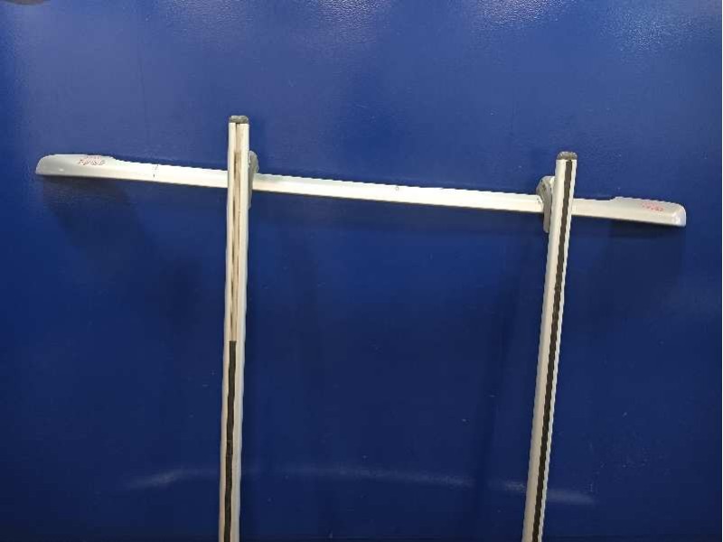 Recambio de baca portaequipajes para toyota corolla verso (r1) referencia OEM IAM   