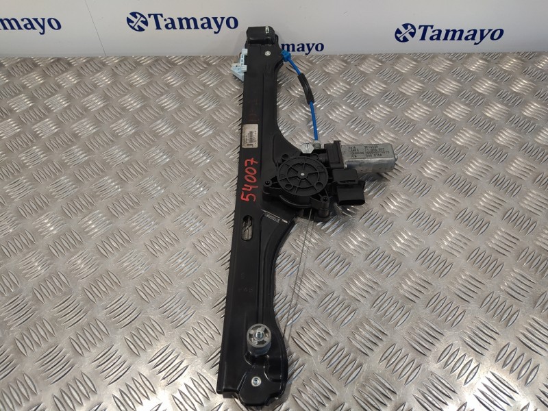 Recambio de elevalunas delantero izquierdo para bmw serie 2 gran tourer (f46) referencia OEM IAM  71019003 2579947