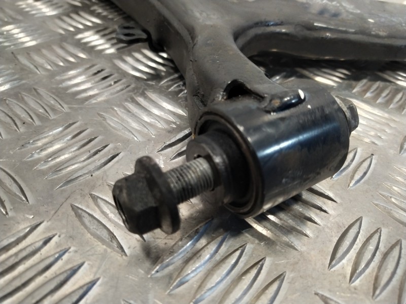 Recambio de brazo suspension inferior delantero izquierdo para subaru forester s12 xs classic referencia OEM IAM   