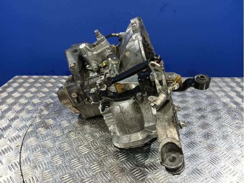 Recambio de caja cambios para opel astra g berlina referencia OEM IAM 400209233  F13C371
