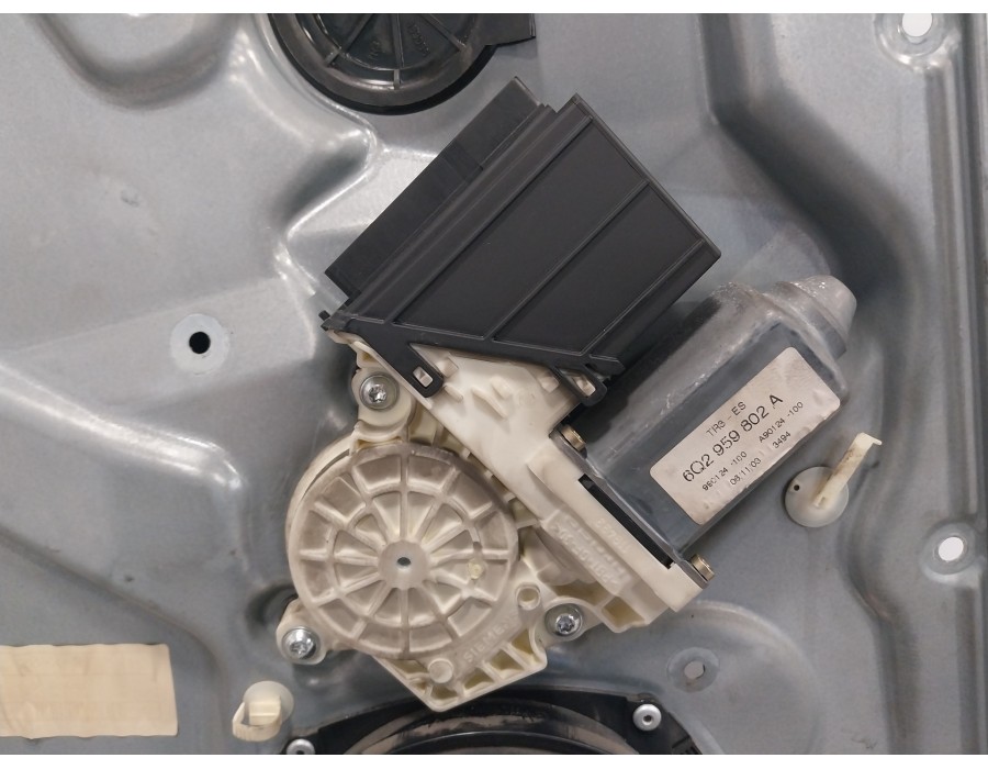 Recambio de elevalunas delantero izquierdo para seat cordoba berlina (6l2) referencia OEM IAM 6L4837751CM 6L0035411 6Q2959802A