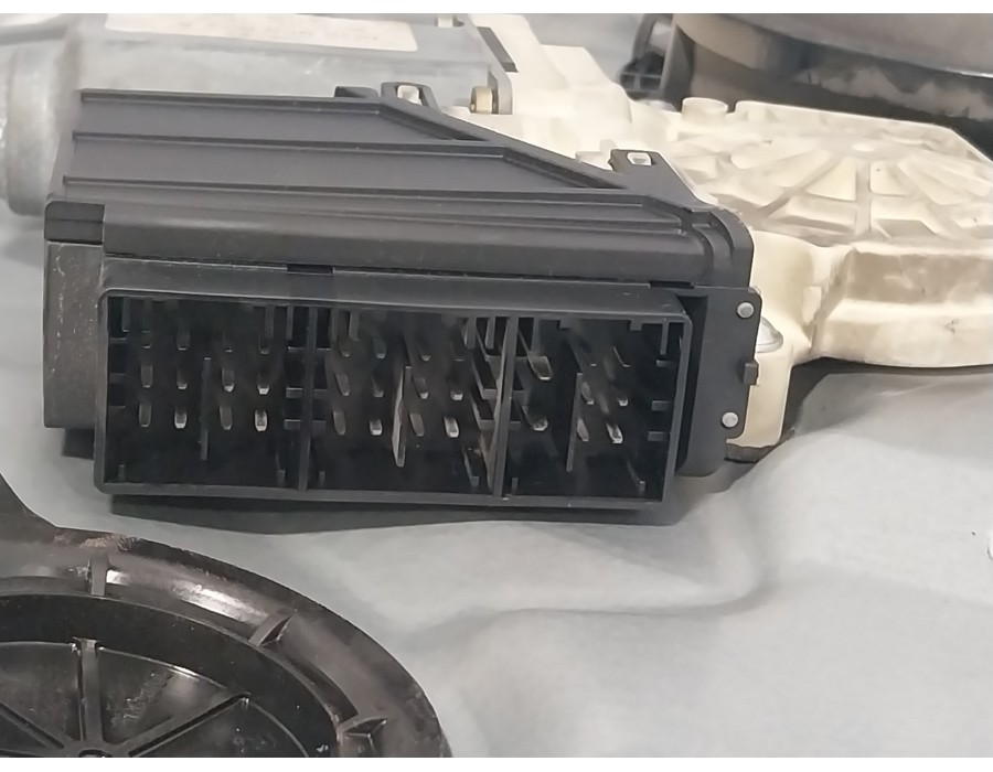 Recambio de elevalunas delantero izquierdo para seat cordoba berlina (6l2) referencia OEM IAM 6L4837751CM 6L0035411 6Q2959802A