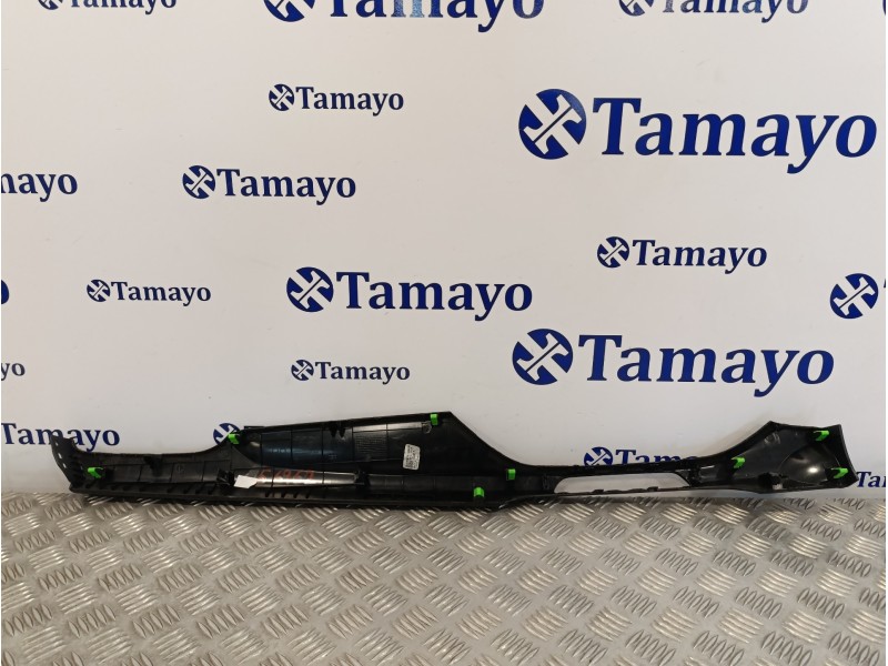 Recambio de moldura para hyundai i30 fastback 1.4 tgdi cat referencia OEM IAM 84790G4000  