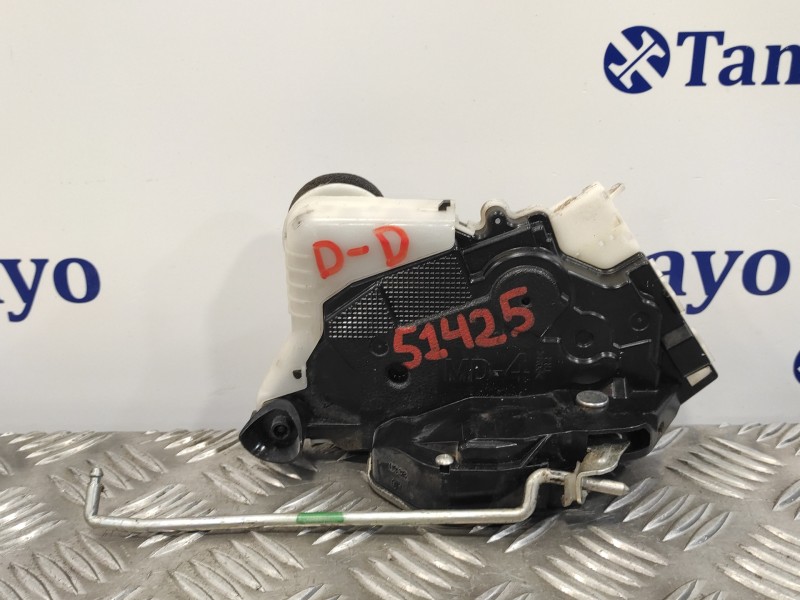 Recambio de cerradura puerta delantera derecha para toyota yaris 1.3 16v cat referencia OEM IAM   