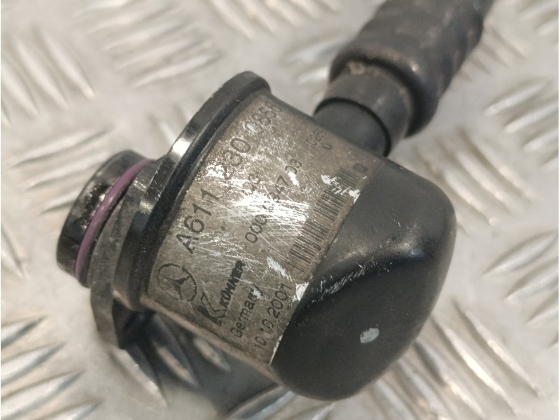 Recambio de tubos aire acondicionado para mercedes-benz clase c (w203) berlina 2.2 cdi cat referencia OEM IAM A6112300856  