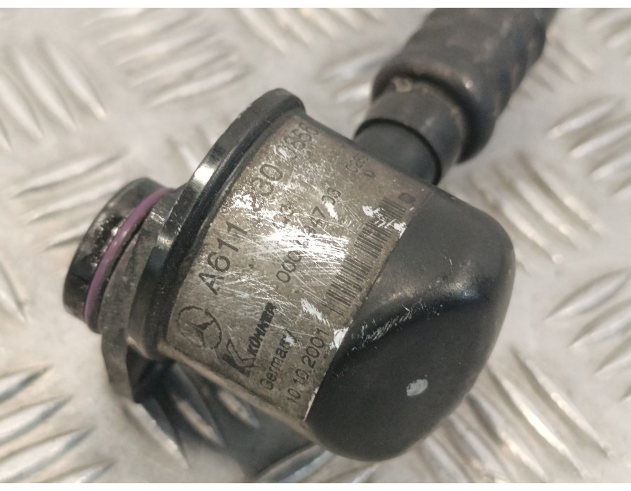 Recambio de tubos aire acondicionado para mercedes-benz clase c (w203) berlina 2.2 cdi cat referencia OEM IAM A6112300856  