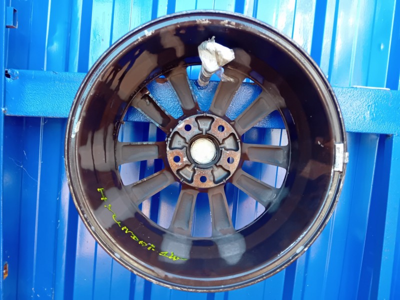 Recambio de llanta para hyundai i40 referencia OEM IAM 52910-3Z610  