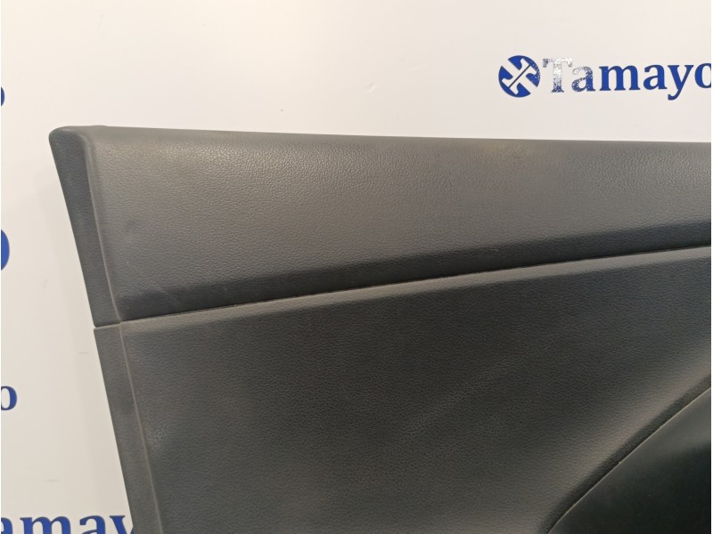 Recambio de guarnecido puerta delantera izquierda para hyundai i30 fastback 1.4 tgdi cat referencia OEM IAM 82301G4020TRY  