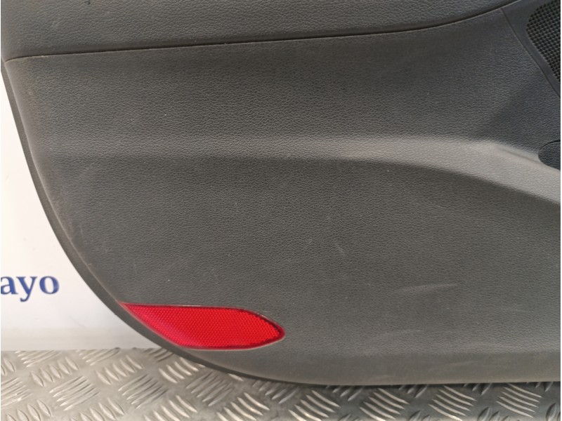 Recambio de guarnecido puerta delantera izquierda para hyundai i30 fastback 1.4 tgdi cat referencia OEM IAM 82301G4020TRY  