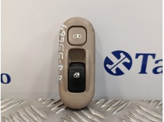 Recambio de mando elevalunas delantero derecho para kia carnival 2.9 crdi cat referencia OEM IAM 935804D801CS  