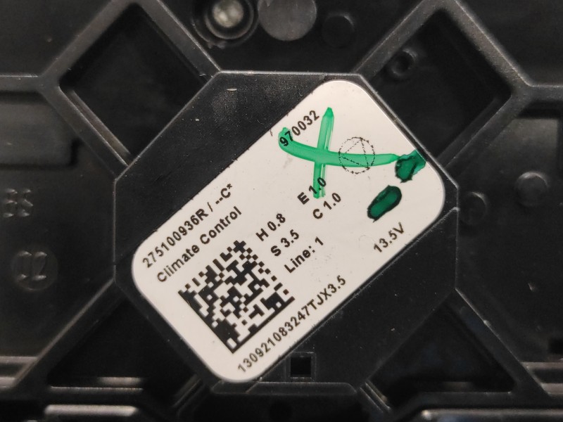 Recambio de mando climatizador para renault captur ii 1.3 tce referencia OEM IAM 275100936R  