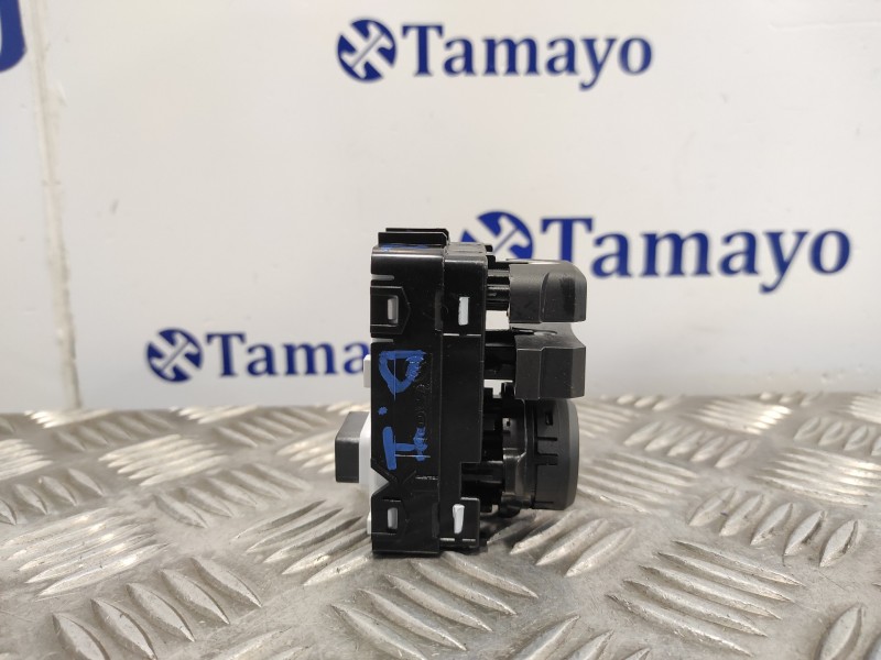 Recambio de mando retrovisor para hyundai i30 fastback 1.4 tgdi cat referencia OEM IAM 93530G3010  