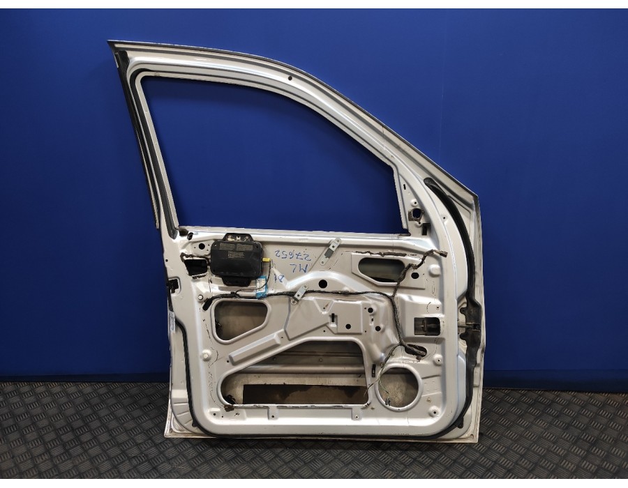 Recambio de puerta delantera izquierda para mercedes-benz clase m (w163) 2.7 cdi 20v cat referencia OEM IAM   