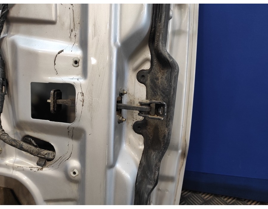 Recambio de puerta delantera izquierda para mercedes-benz clase m (w163) 2.7 cdi 20v cat referencia OEM IAM   