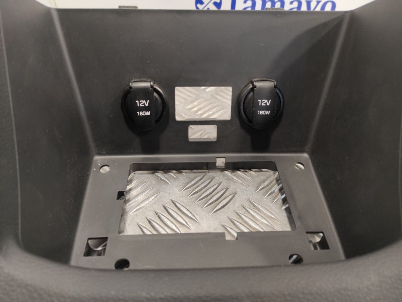 Recambio de moldura para hyundai i30 fastback 1.4 tgdi cat referencia OEM IAM 84651G4BA0  