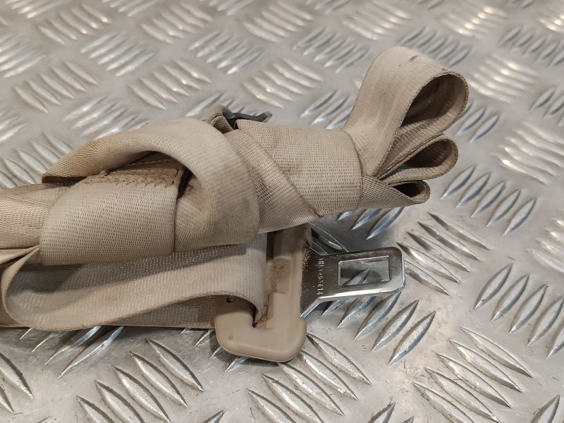 Recambio de cinturon seguridad trasero izquierdo para kia carnival 2.9 crdi cat referencia OEM IAM 898104D130  