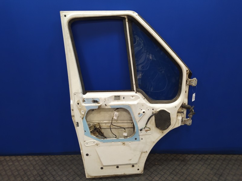 Recambio de puerta delantera izquierda para ford transit caja abierta ´06 referencia OEM IAM   