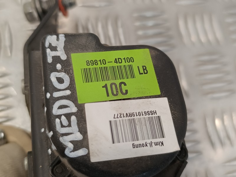 Recambio de cinturon seguridad trasero izquierdo para kia carnival 2.9 crdi cat referencia OEM IAM 898104D100  