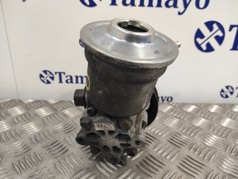 Recambio de bomba direccion para toyota yaris (ncp1/nlp1/scp1) 1.0 cat referencia OEM IAM   