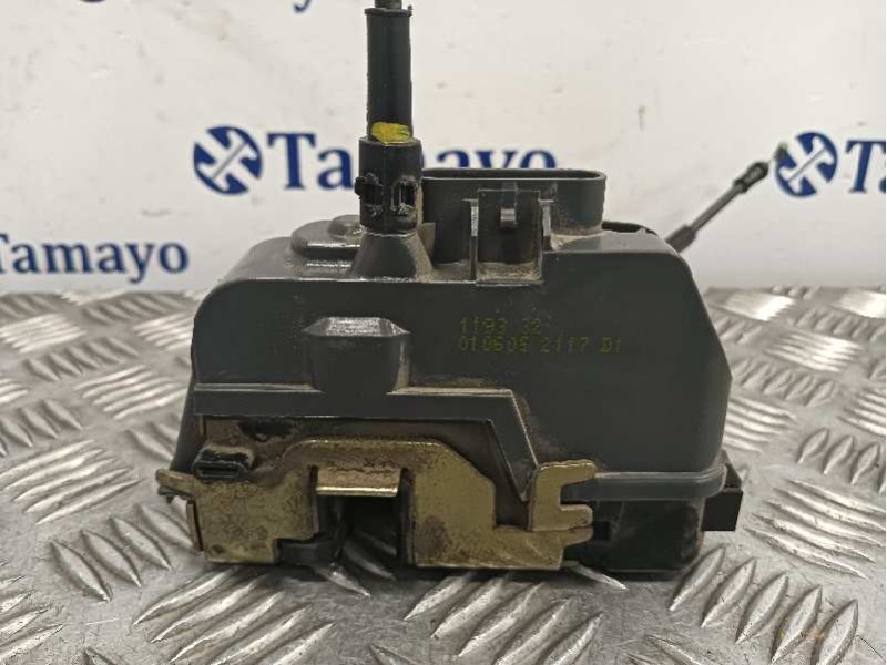 Recambio de cerradura puerta trasera derecha para renault scenic ii scenic ii referencia OEM IAM   
