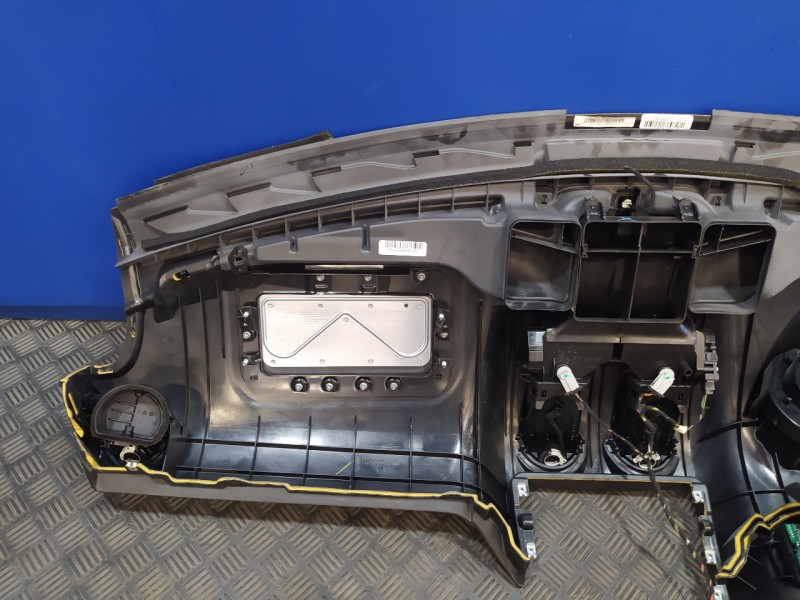 Recambio de salpicadero para mercedes-benz clase m (w164) 280 / 300 cdi (164.120) referencia OEM IAM   