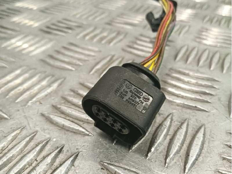Recambio de retrovisor derecho para seat ibiza (kj1) referencia OEM IAM E9036684 E922163 E9026684
