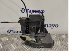 Recambio de cerradura puerta delantera derecha para mercedes-benz clase c (w203) berlina referencia OEM IAM 2037200435   2