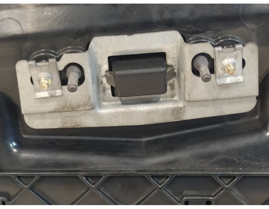 Recambio de guantera para bmw serie 3 berlina (e90) 2.0 16v diesel cat referencia OEM IAM 51167075479  51167120408